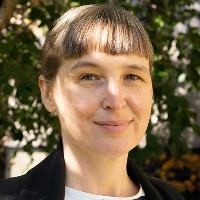 Photo of Julia Jamrozik